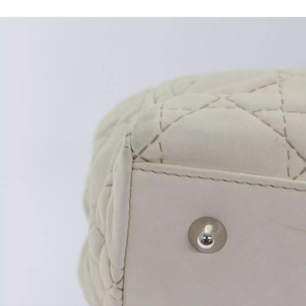 CHRISTIAN DIOR Lady Dior Cannage Cream/White Leather Hand Bag! - Picture 10 of 16